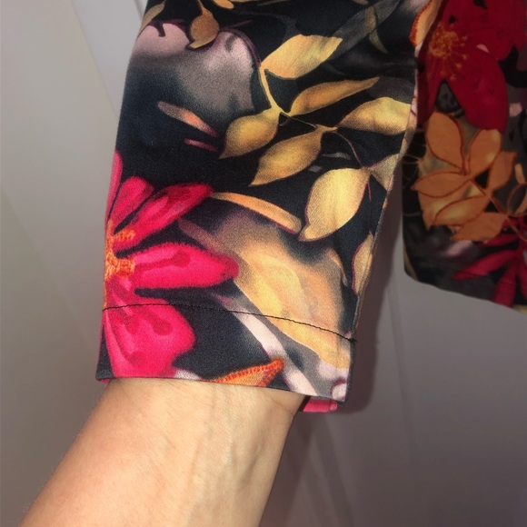 Chico's Additions Floral blouse/ jacket. Vibrant colours , preloved - Picture 2 of 7